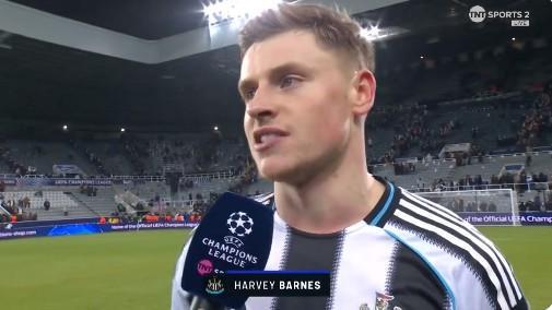 MK体育官方入口-哈维-巴恩斯：替维萨感到开心，我们这场比赛逼抢做得很好